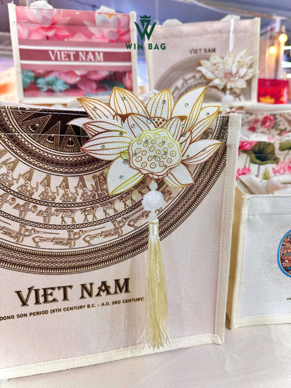 charm hoa sen Việt Nam custom by WINBAG (11)