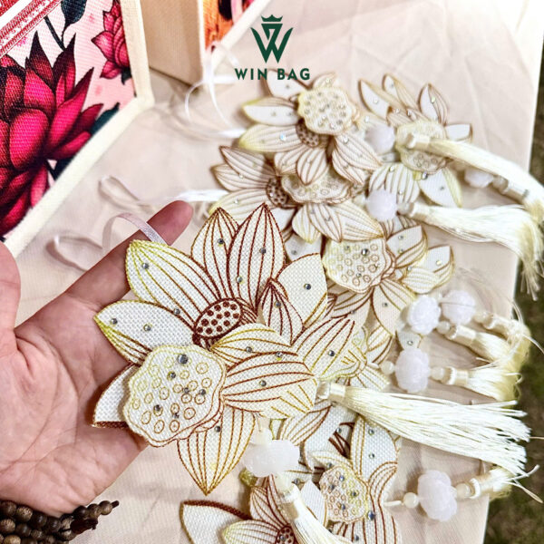 charm hoa sen Việt Nam custom by WINBAG (2)